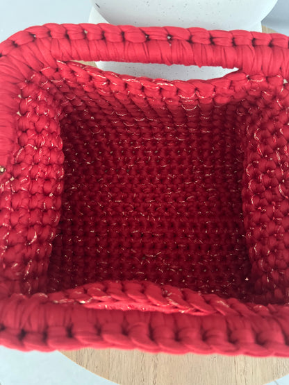 Sac Stéphanie rouge et fil doré au crochet — photo 5