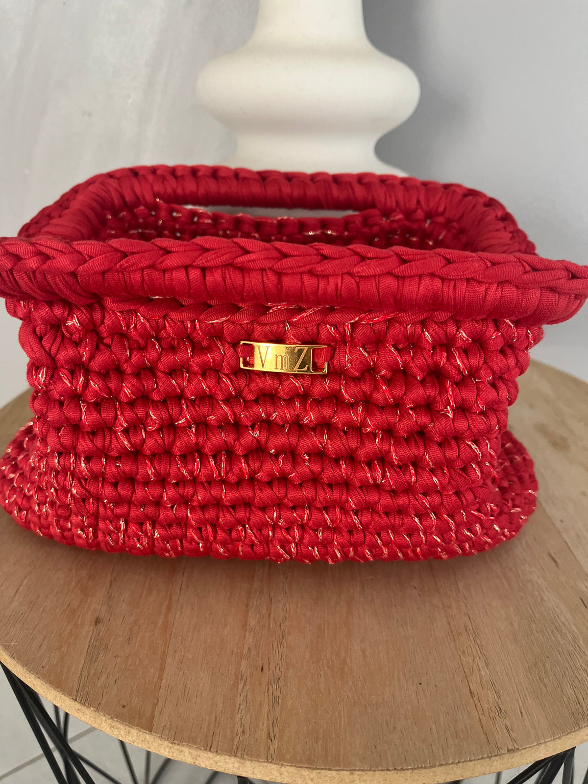 Sac Stéphanie rouge et fil doré au crochet — photo 4