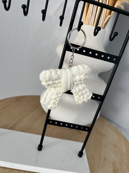 Porte-clés Yona en forme de nœud au crochet — photo 3